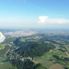 Flugwegposition um 17:32:32: Aufgenommen in der Nähe von Gemeinde Gramastetten, Österreich in 1137 Meter
